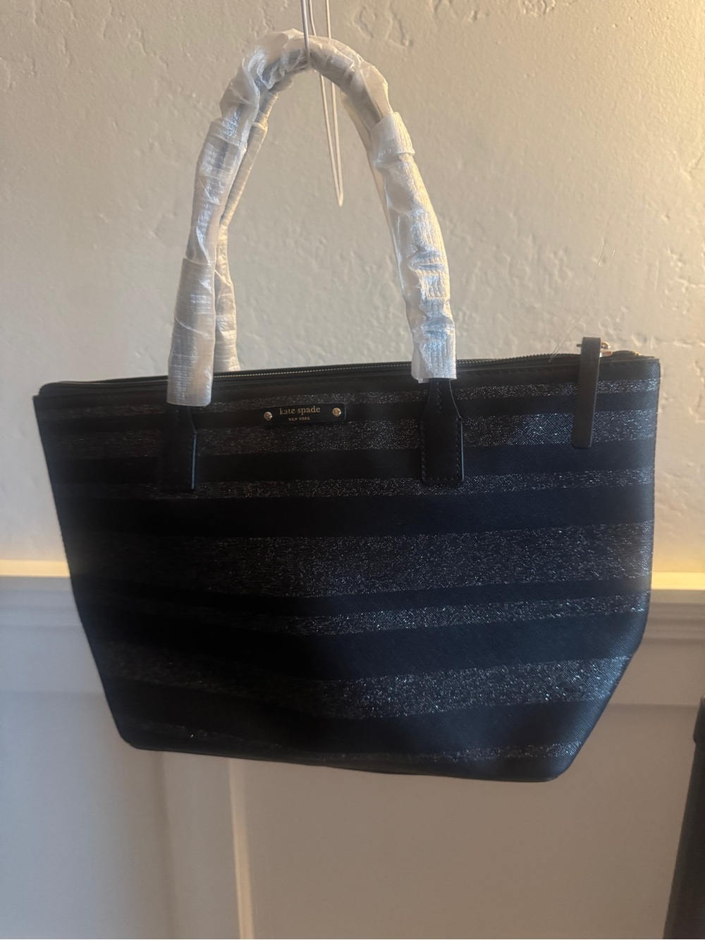 Kate Spade Black Glitter Hani WKRU4787
HavenSmall Tote Bag NWT